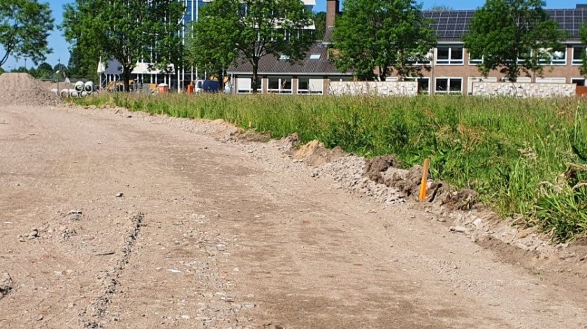 De plaats van het nieuw aan te leggen fietspad (Foto: Lex Roders)